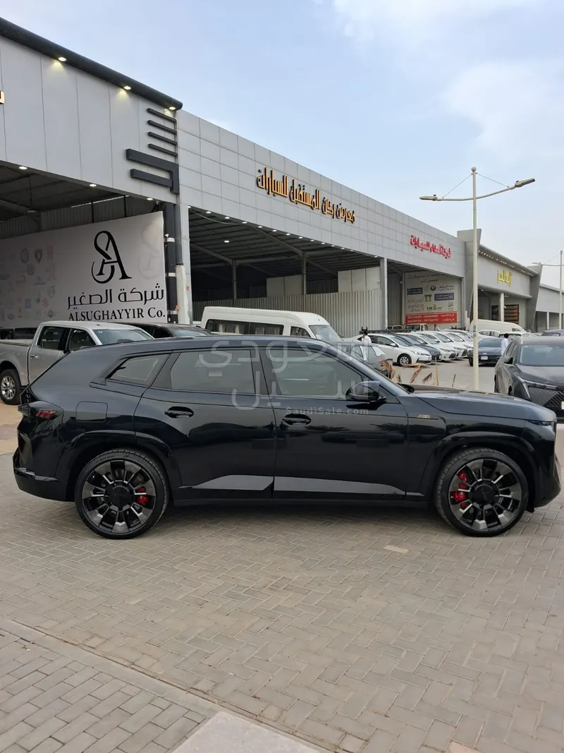 2023 بي ام دبليو اكس ام