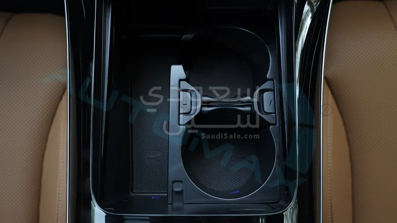 2026 مرسيدس - بنز سي إل إي 200