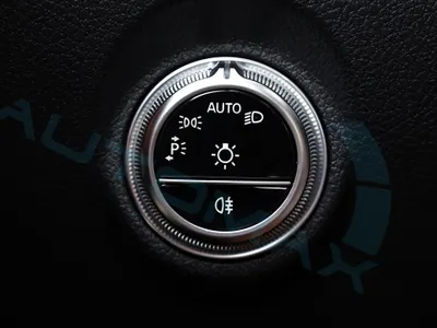 2026 مرسيدس - بنز سي إل إي 200