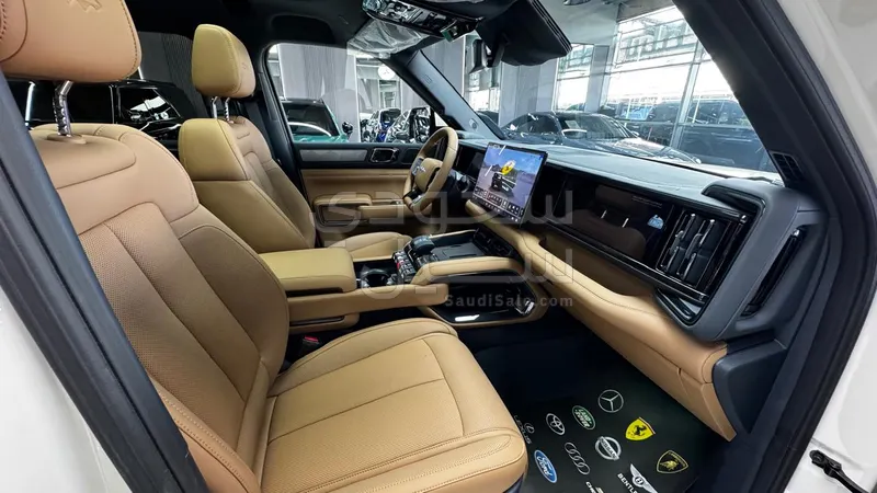 2025 بي واي دي ليوبارد 5