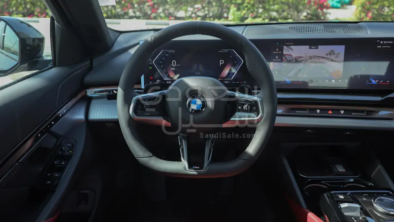 2026 بي ام دبليو الفئة الخامسة 530 أي