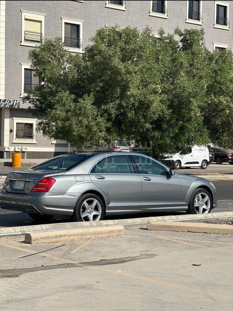 2013 مرسيدس - بنز إس 300