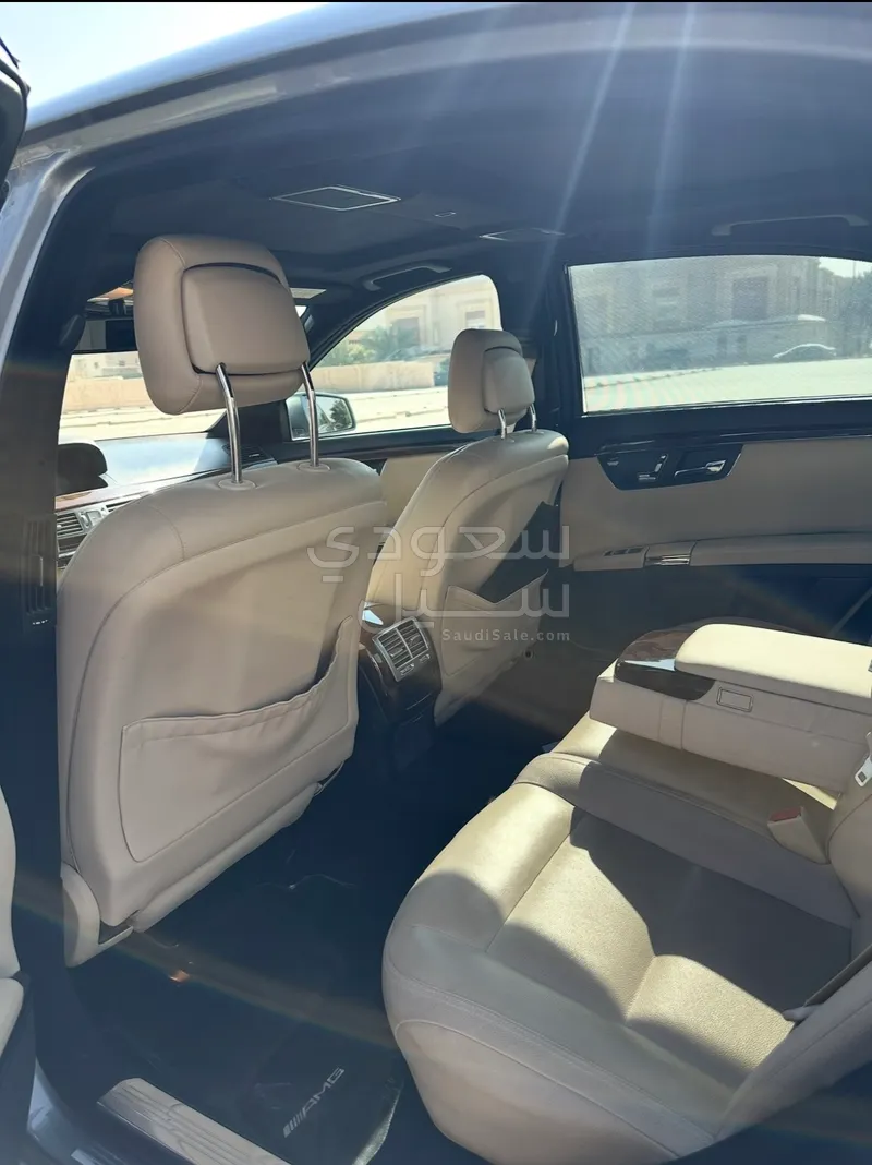 2013 مرسيدس - بنز إس 300