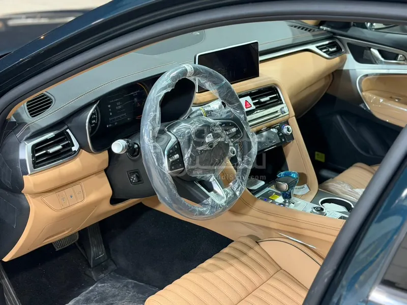 2026 جينيسيس جي 70