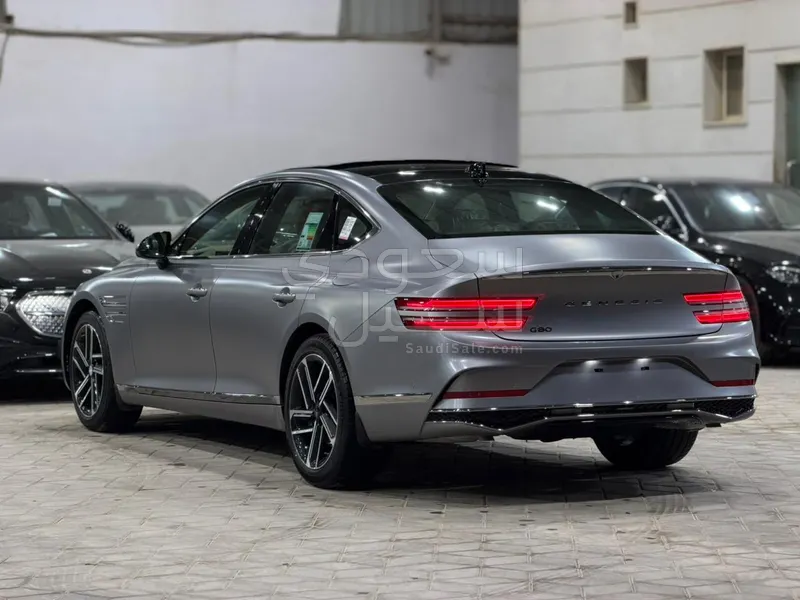 2026 جينيسيس جي 80