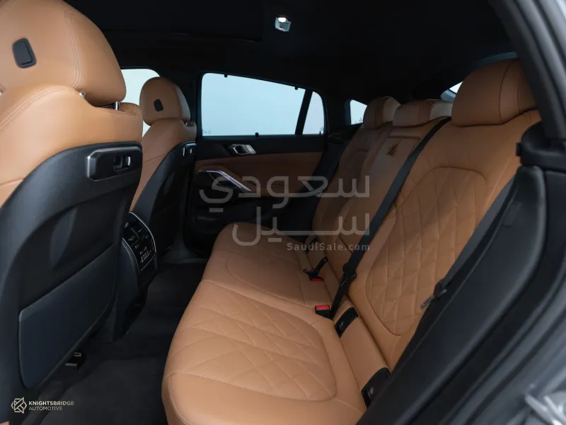 2024 بي ام دبليو الفئة اكس 6