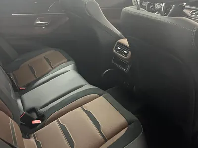 2024 مرسيدس - بنز جي إل إي 63إس أي إم جي