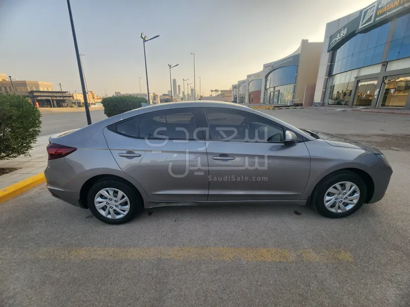 2020 هيونداي النترا