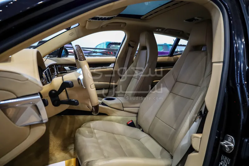 2013 بورش بانميرا 4 اس