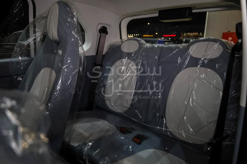 2025 فاو بيستون ميني إي في