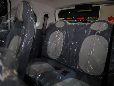 2025 فاو بيستون ميني إي في