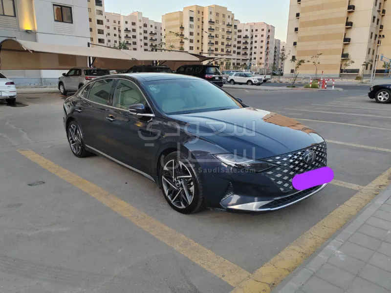 2021 هيونداي ازيرا كاليجرافي