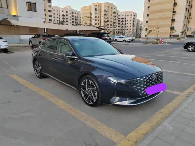 2021 هيونداي ازيرا كاليجرافي