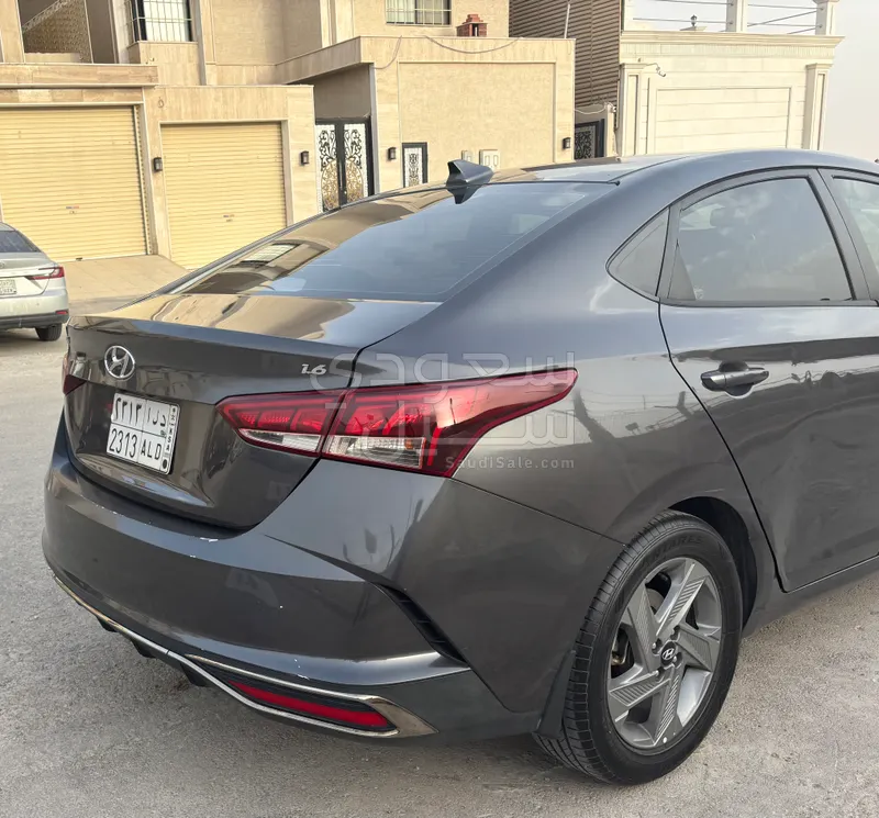 2021 هيونداي اكسنت سمارت