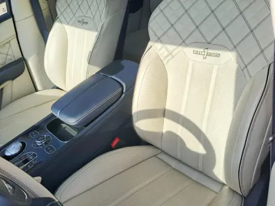 2022 بنتلي بنتايجا الاصدار الاول