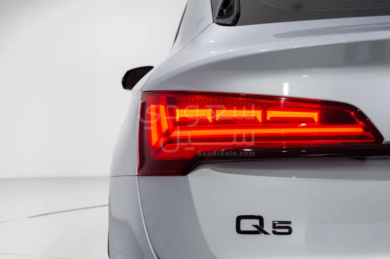 2023 اودي كيو 5 اس لاين