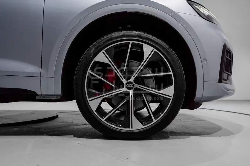 2023 اودي كيو 5 اس لاين