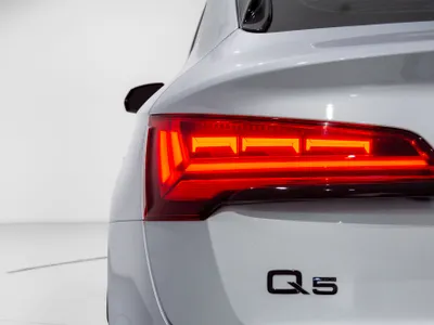 2023 اودي كيو 5 اس لاين