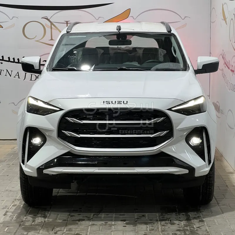 2026 ايسوزو ام يو اكس