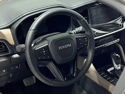 2026 ايسوزو ام يو اكس