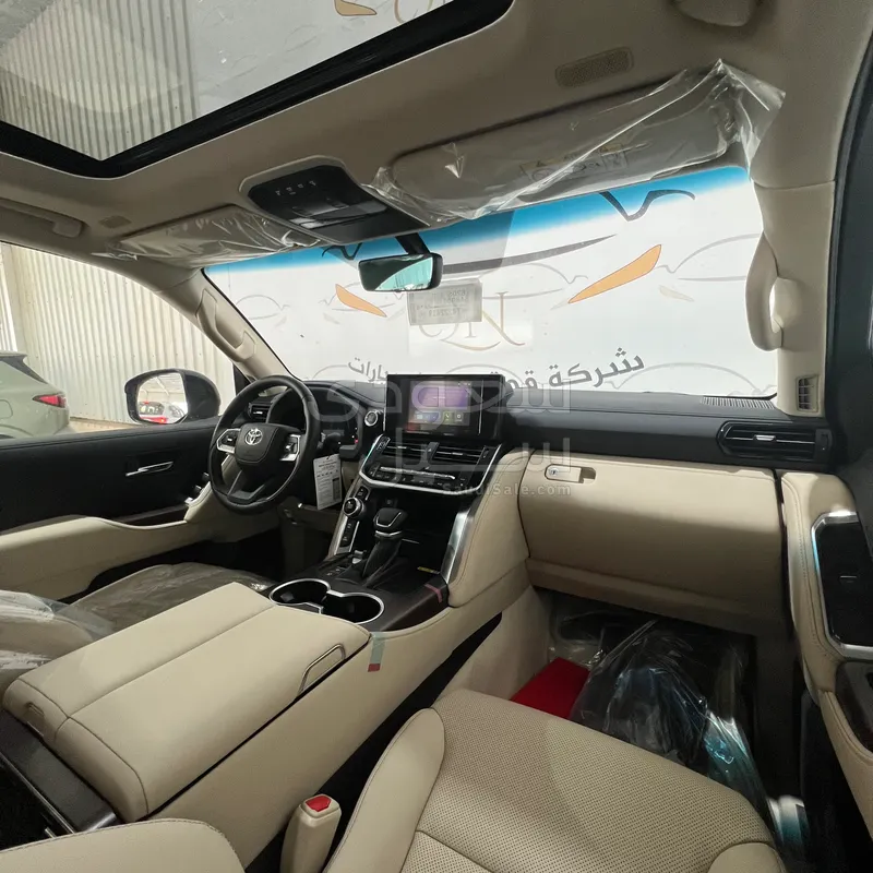 2026 تويوتا لاند كروزر جي اكس ار4