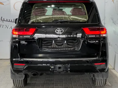 2026 تويوتا لاند كروزر جي اكس ار4