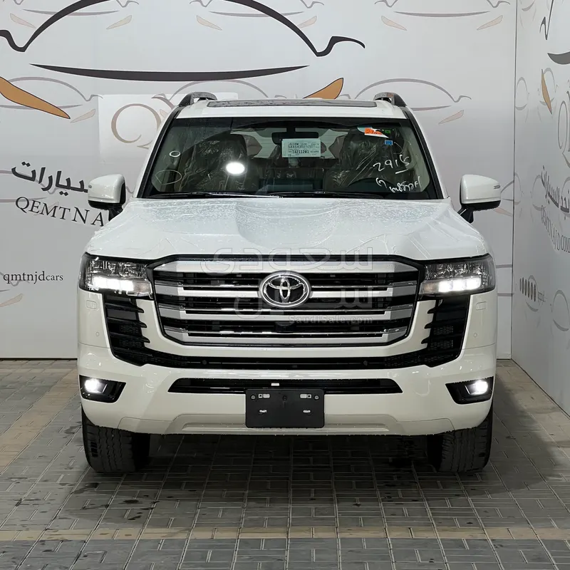 2026 تويوتا لاند كروزر جي اكس ار2