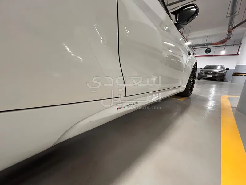 2019 بي ام دبليو الفئة ام إم 2 كومبيتيشن