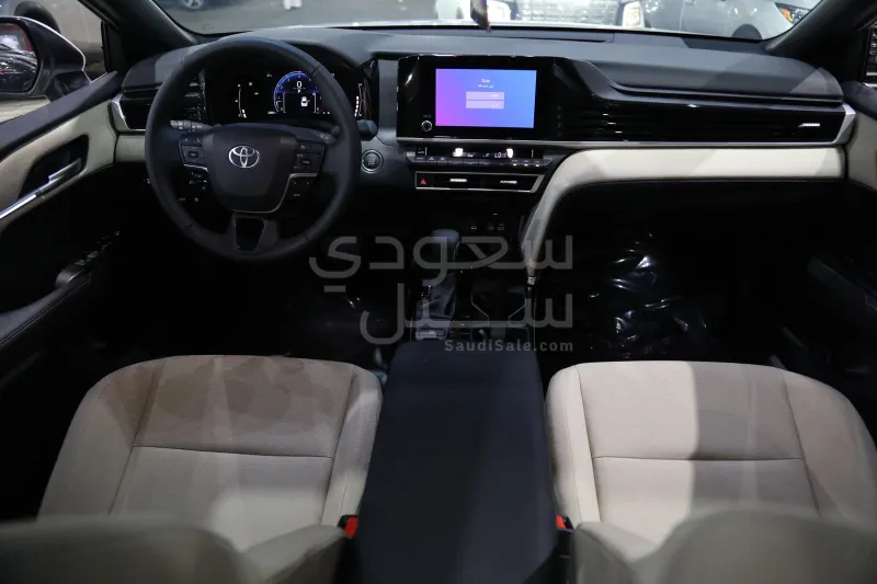 2026 تويوتا كامري ال اي