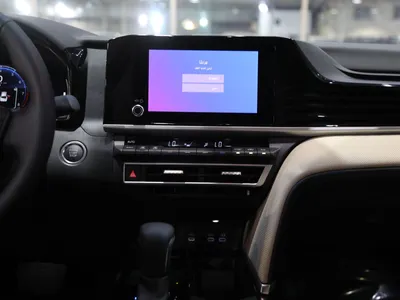 2026 تويوتا كامري ال اي