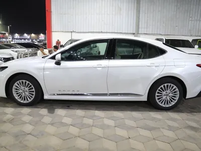 2026 تويوتا كامري ال اي