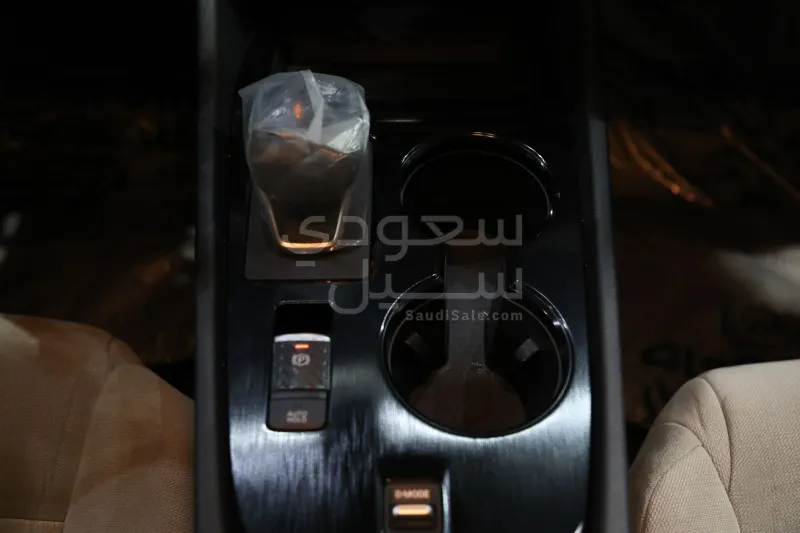 2025 نيسان اكس - ترايل