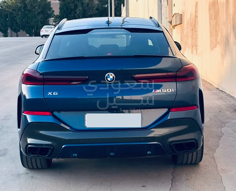 2021 بي ام دبليو الفئة اكس 6 إم 50 أي