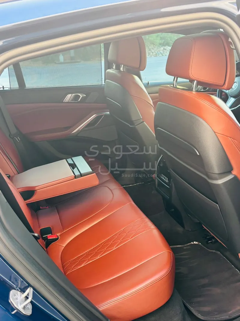 2021 بي ام دبليو الفئة اكس 6 إم 50 أي