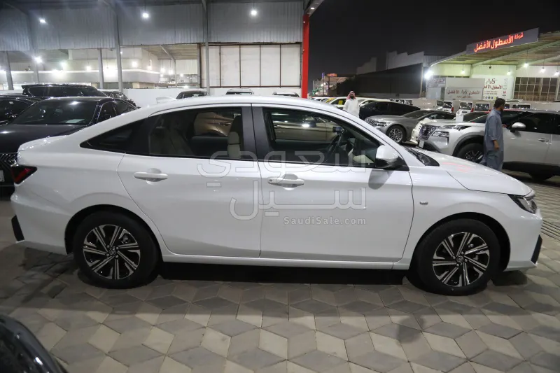 2026 تويوتا ياريس