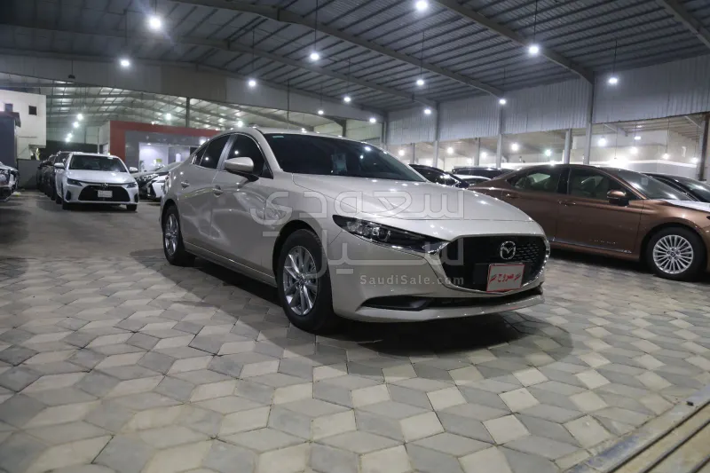 2026 مازدا مازدا 3