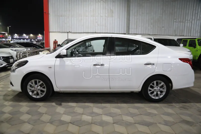 2024 نيسان صني