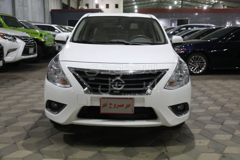 2024 نيسان صني