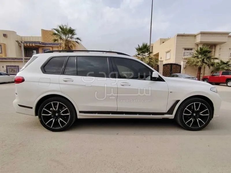 2021 بي ام دبليو الفئة اكس 7 إم كت