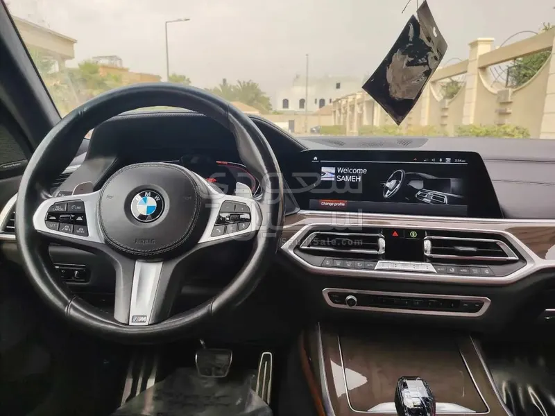 2021 بي ام دبليو الفئة اكس 7 إم كت