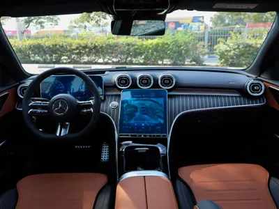 2026 مرسيدس - بنز سي 200 أي إم جي