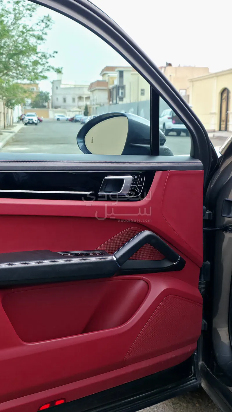 2020 بورش كايين