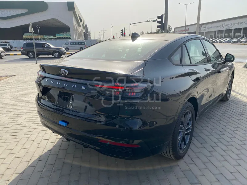 2026 فورد توروس