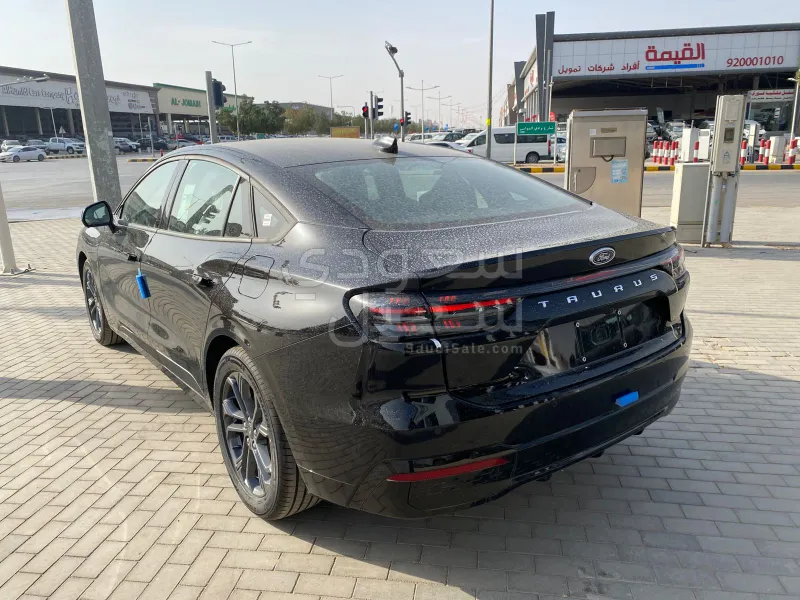 2026 فورد توروس