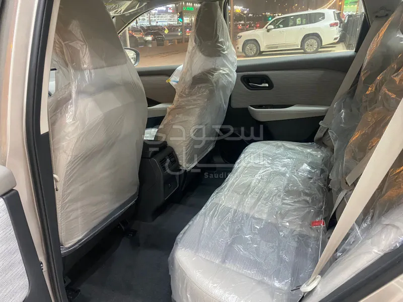 2026 نيسان اكس - ترايل