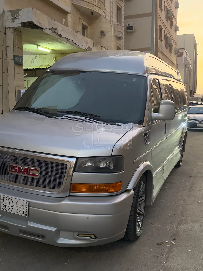 2016 جي ام سي سفانا