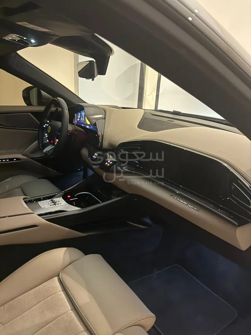 2025 فيراري بوروسانجوي