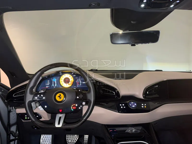 2025 فيراري بوروسانجوي