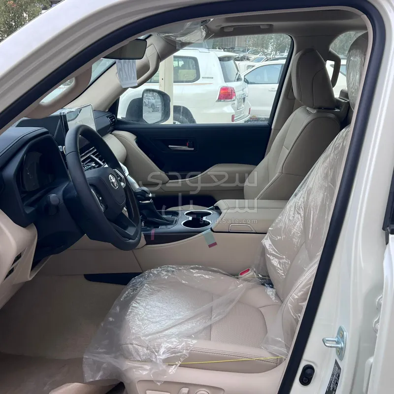 2026 تويوتا لاند كروزر جي اكس ار