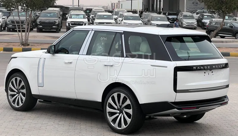 2026 لاند روفر رينج روفر اتش اس اي